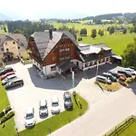 Hotel Neuwirt