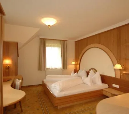 Neuwirt Hotel